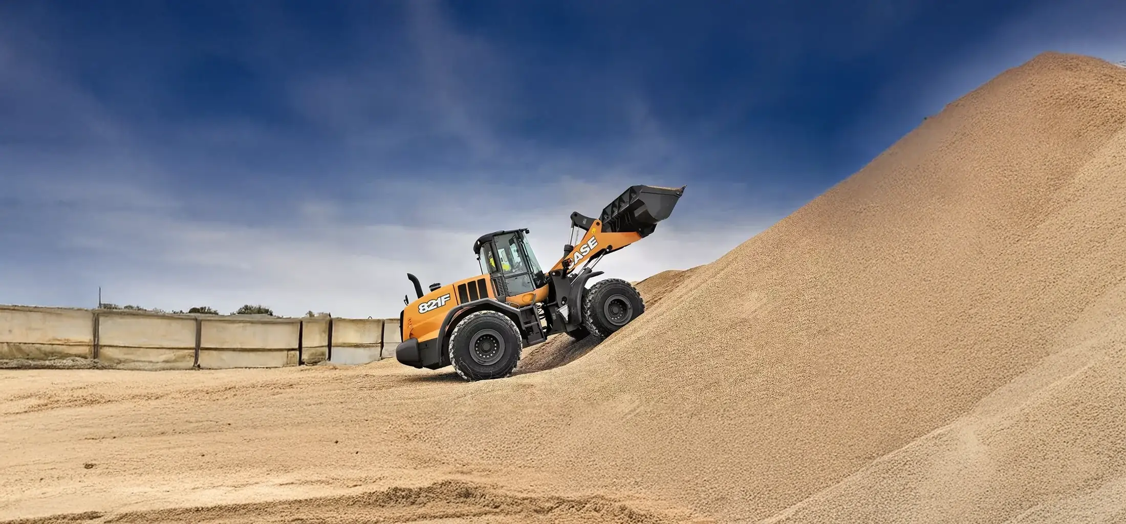 CASE 821F WHEEL LOADERS