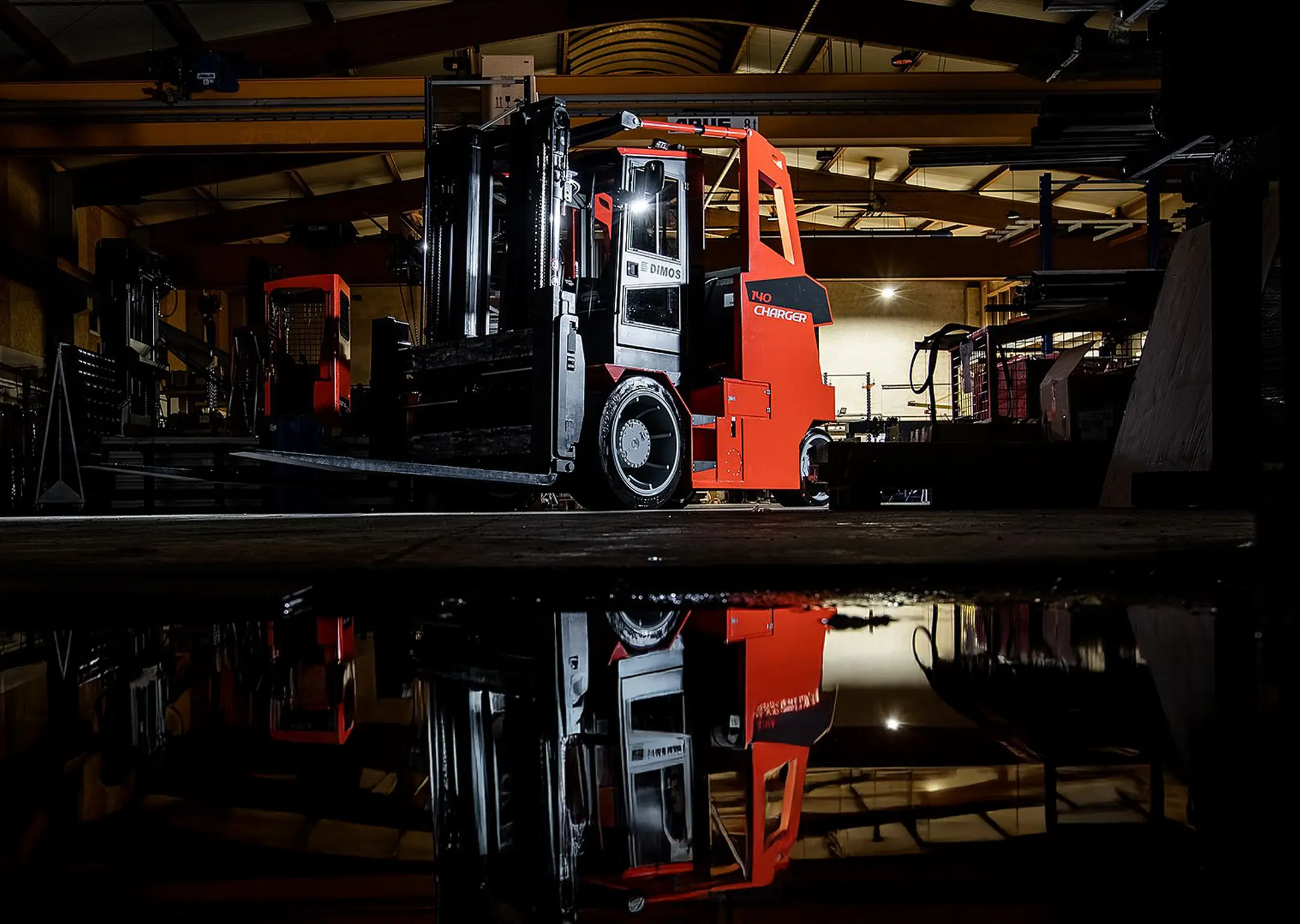 Electric Multidirectional Sideloader