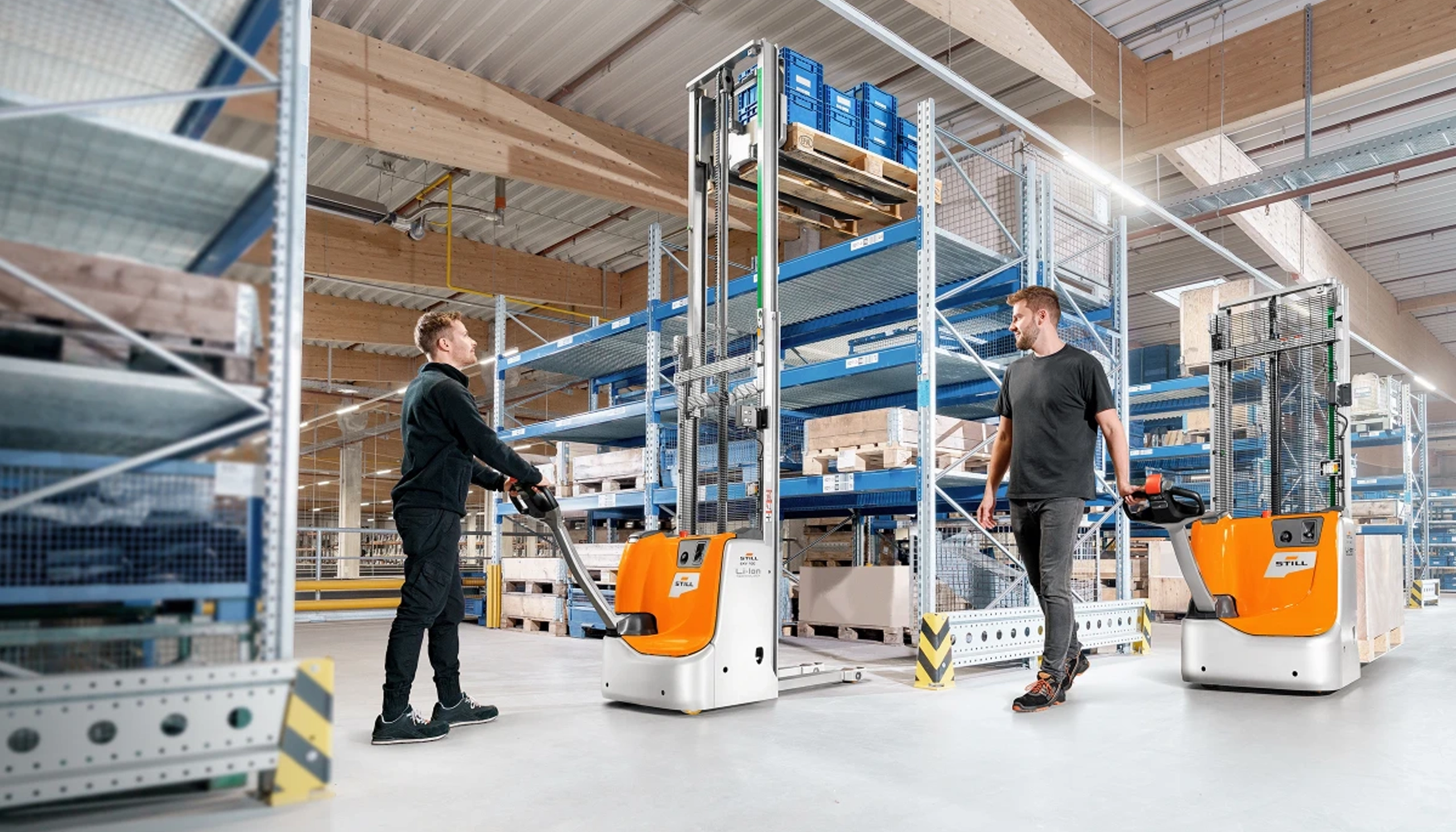 EXV 10C – 16C High Lift Stacker Trucks