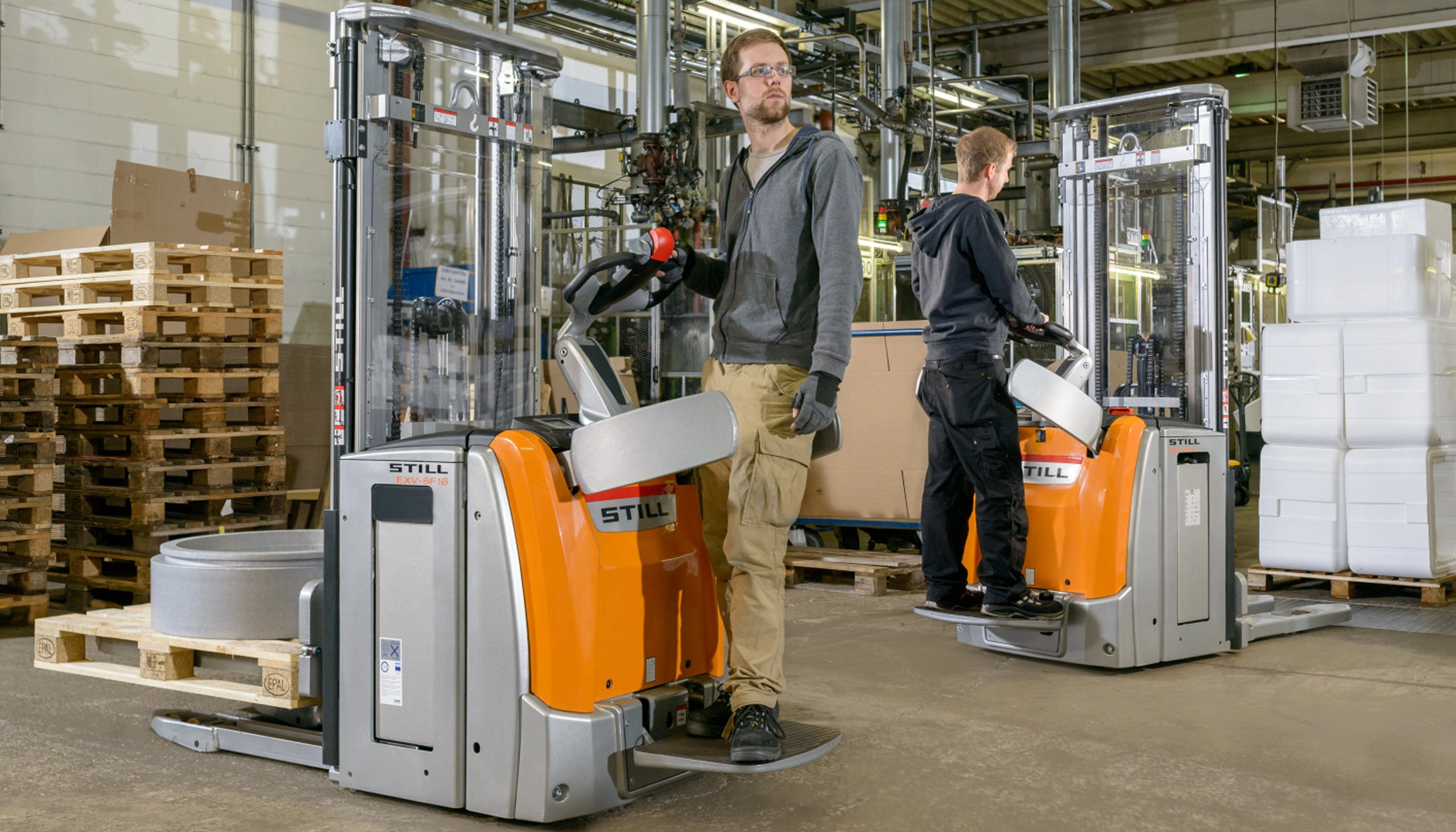 EXV 14 – 20 High Lift Stacker Trucks