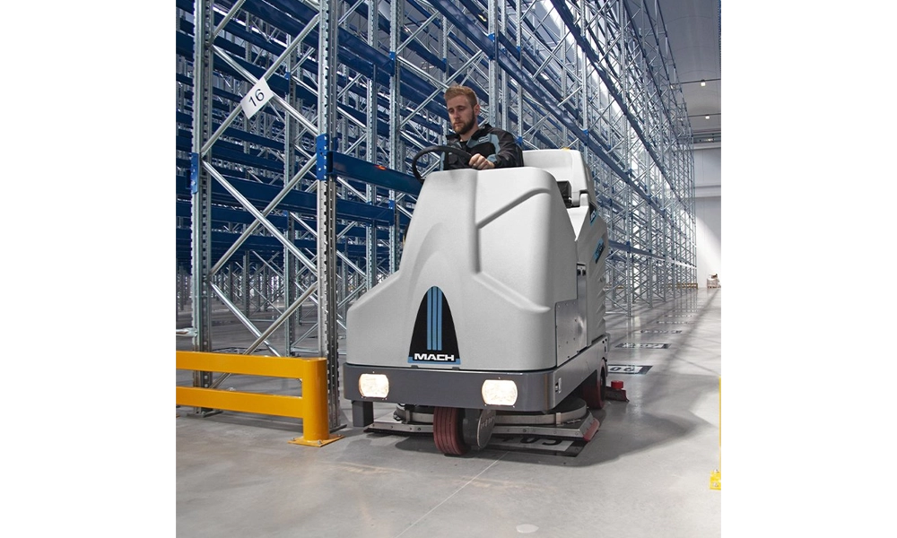 M1100-D Ride-on scrubber dryer 