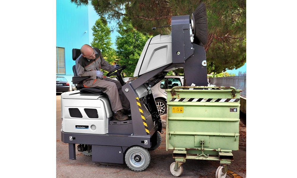 MACH 6 – High-Dump Sweeper