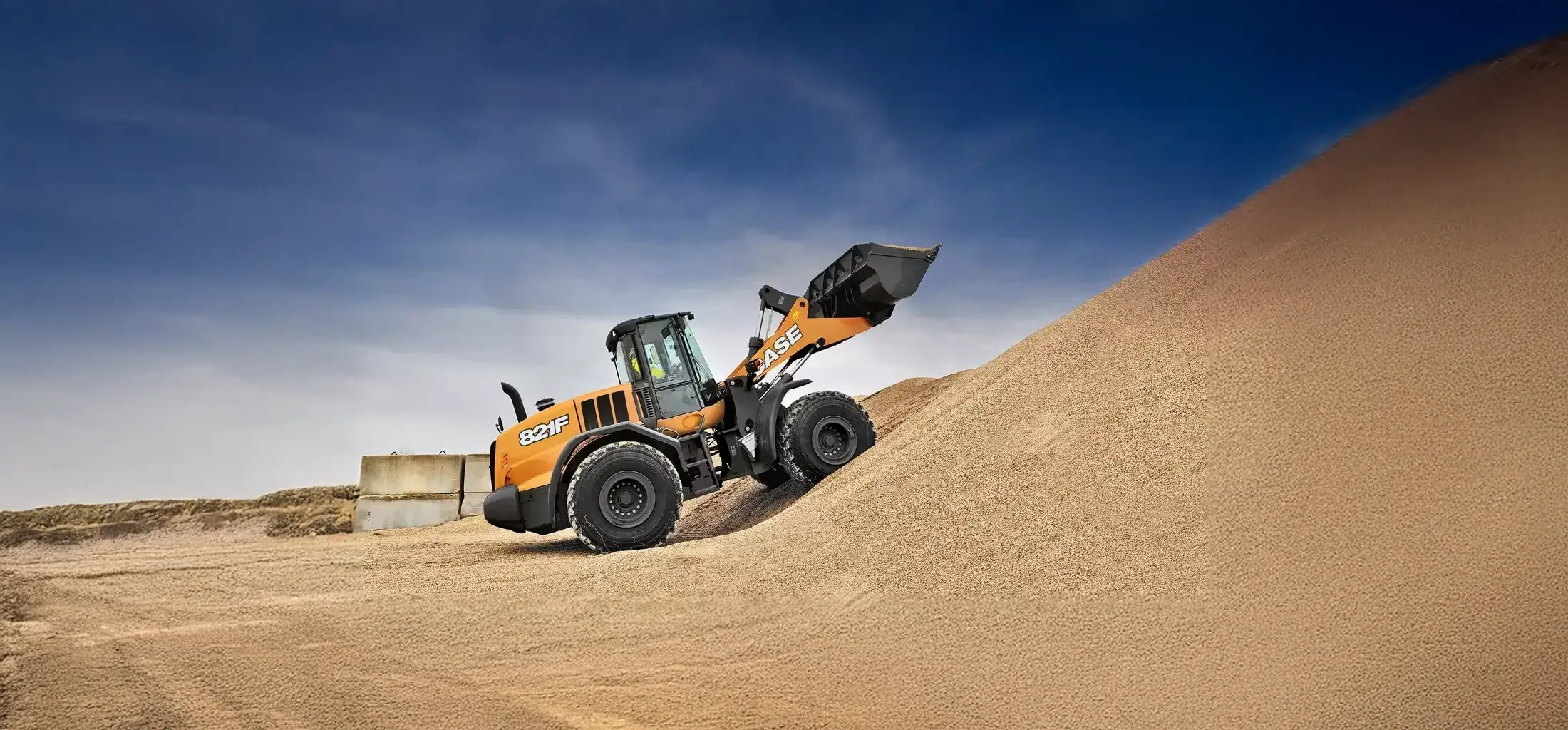 Wheel Loaders in the UAE 